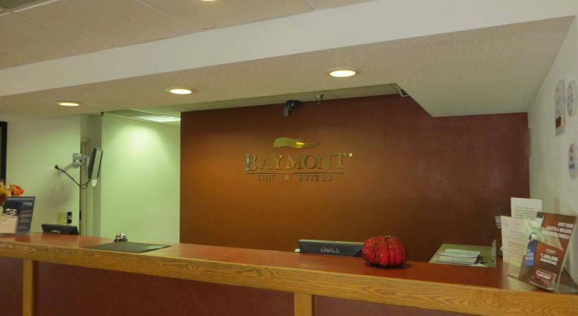 Baymont Inn & Suites オマハ エクステリア 写真